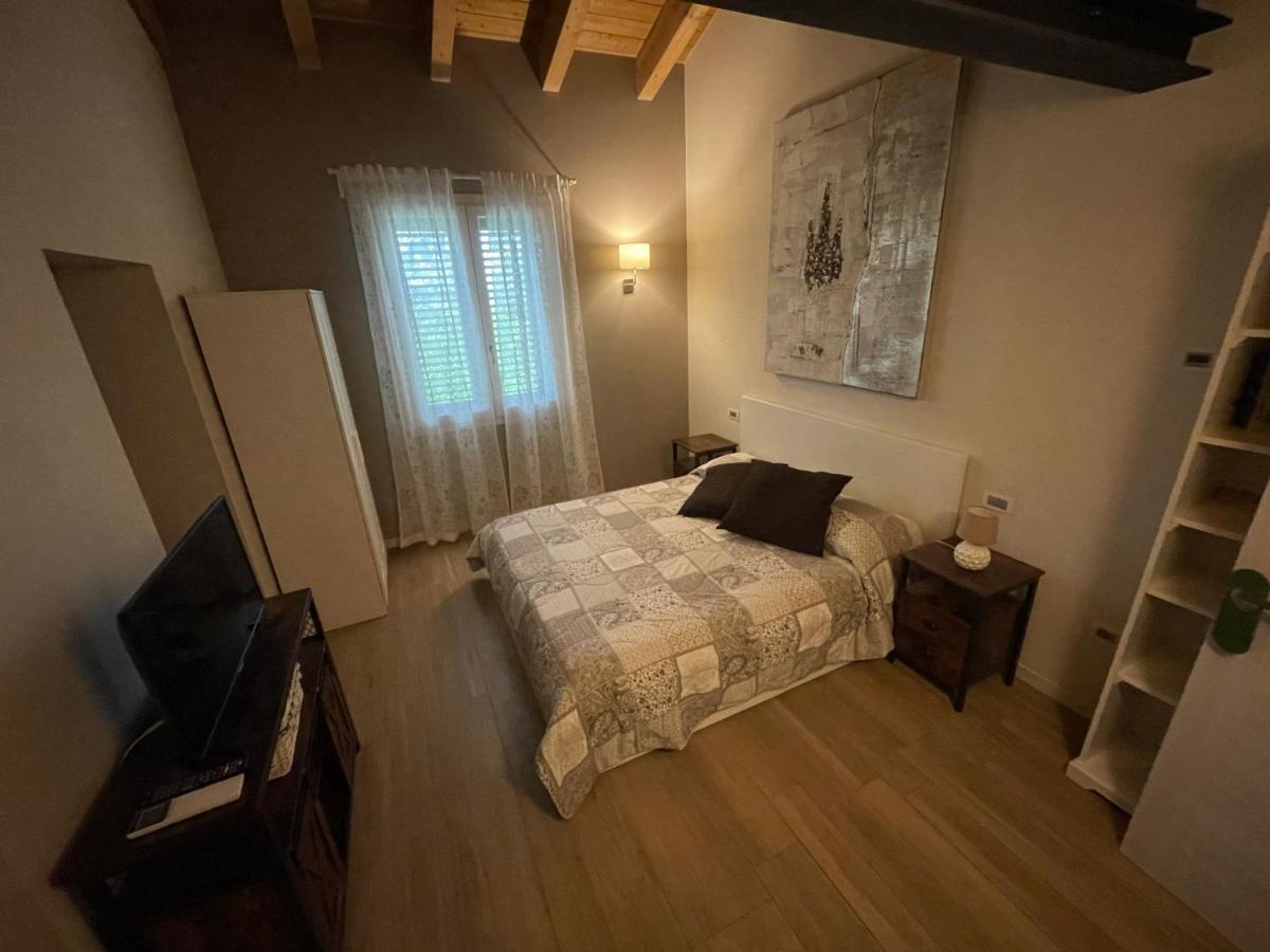 B&B Cascina Sagrestia Asola Esterno foto