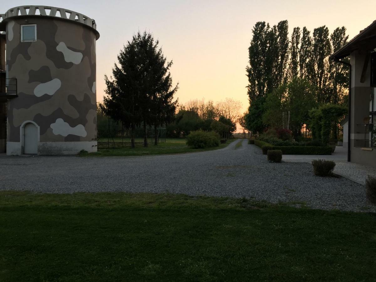 B&B Cascina Sagrestia Asola Esterno foto